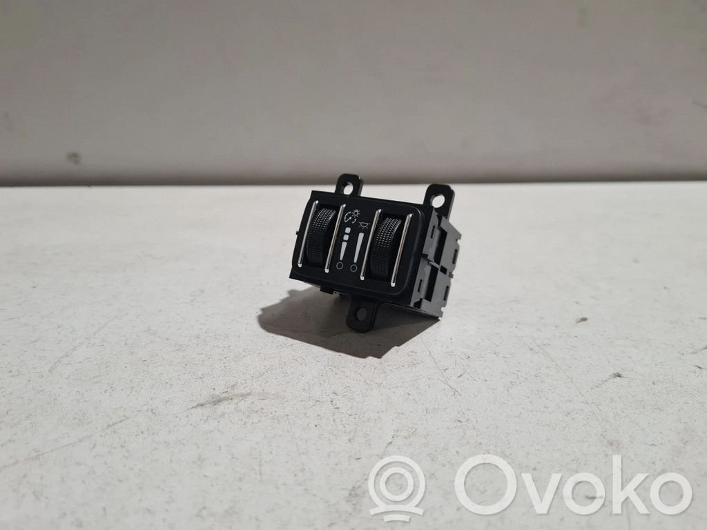Maserati Ghibli Headlight level height control switch 