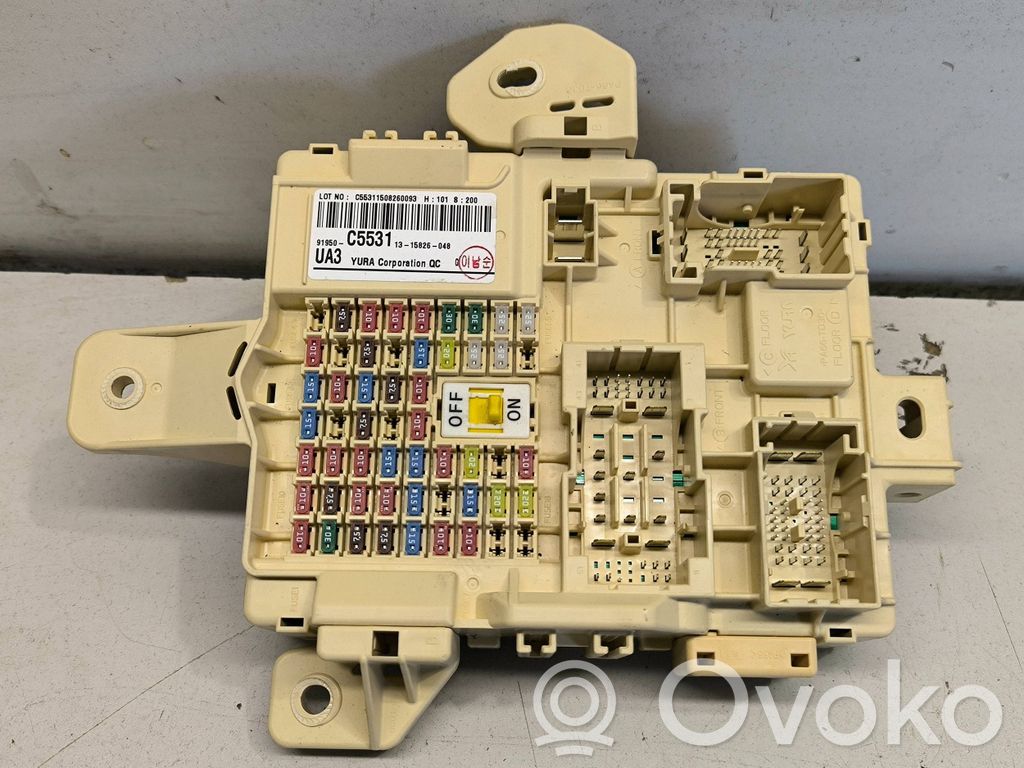 KIA Sorento Módulo de fusible