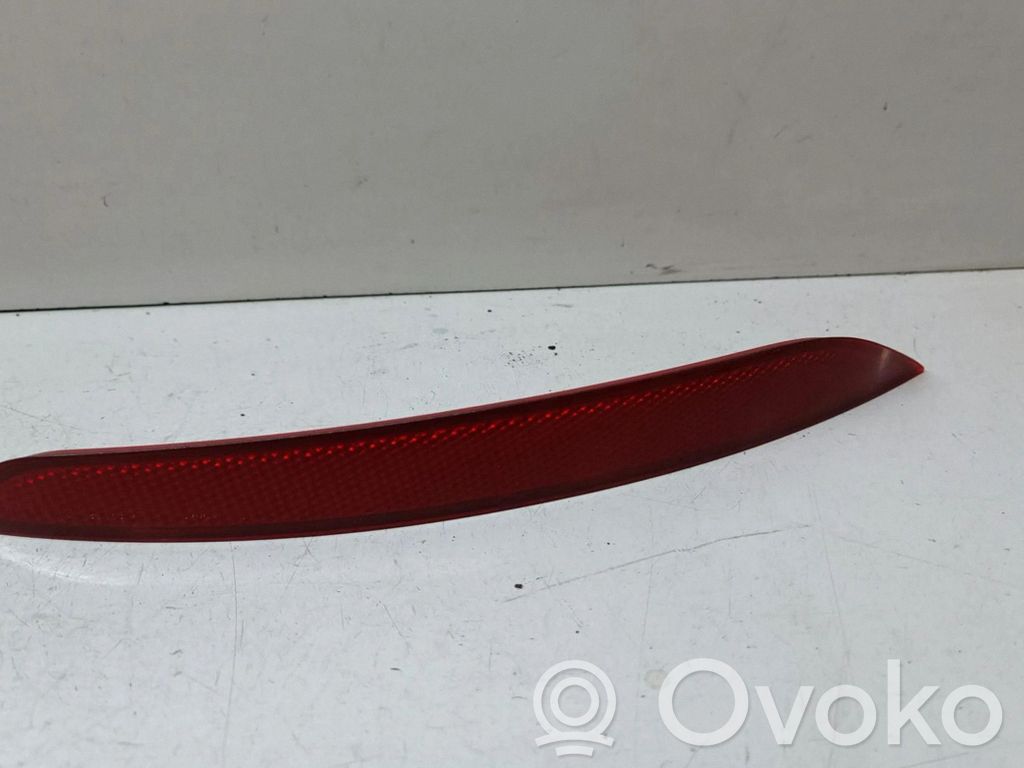 BMW 2 F46 Reflector spate 