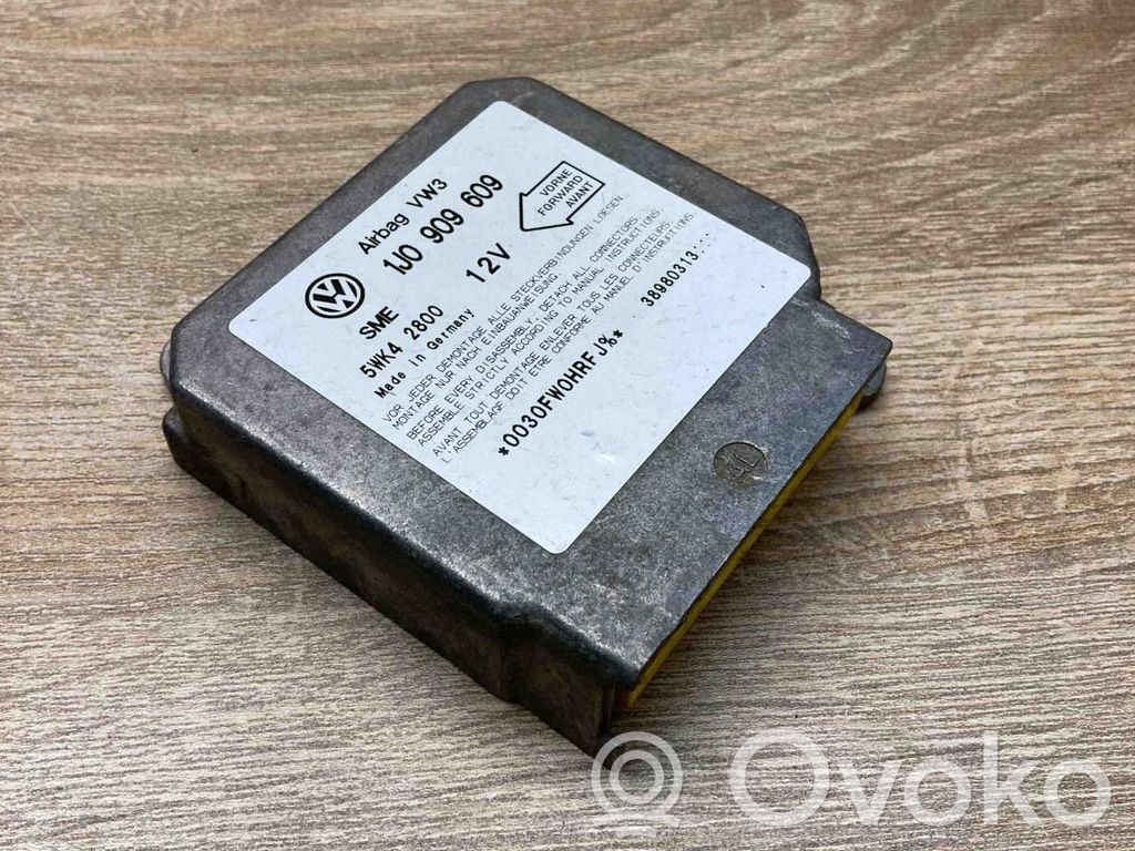 Volkswagen Golf IV Unitate/modul de comandă airbaguri
