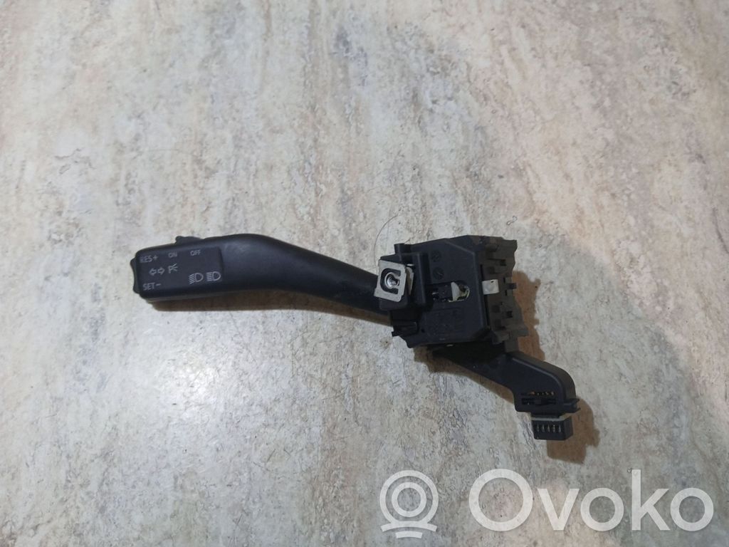Volkswagen Touran I Commodo de clignotant