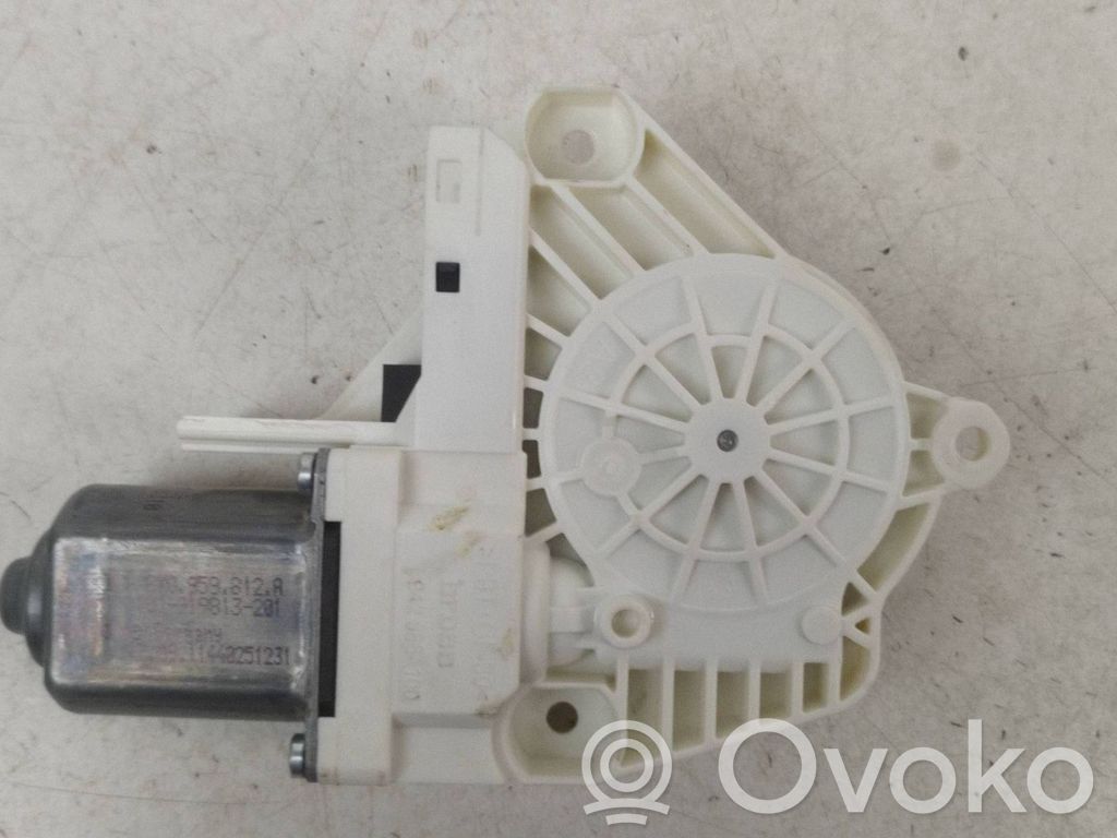 Volkswagen Touareg II Motor macara geam ușă spate