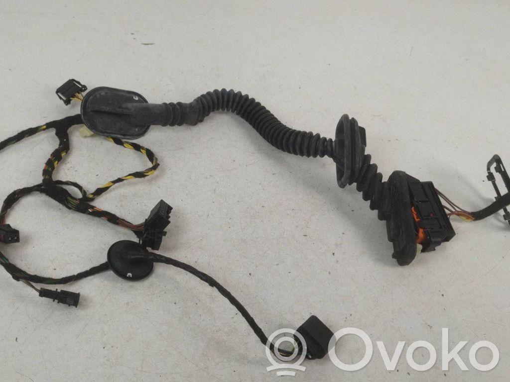 Volkswagen Touareg II Cableado de puerta trasera