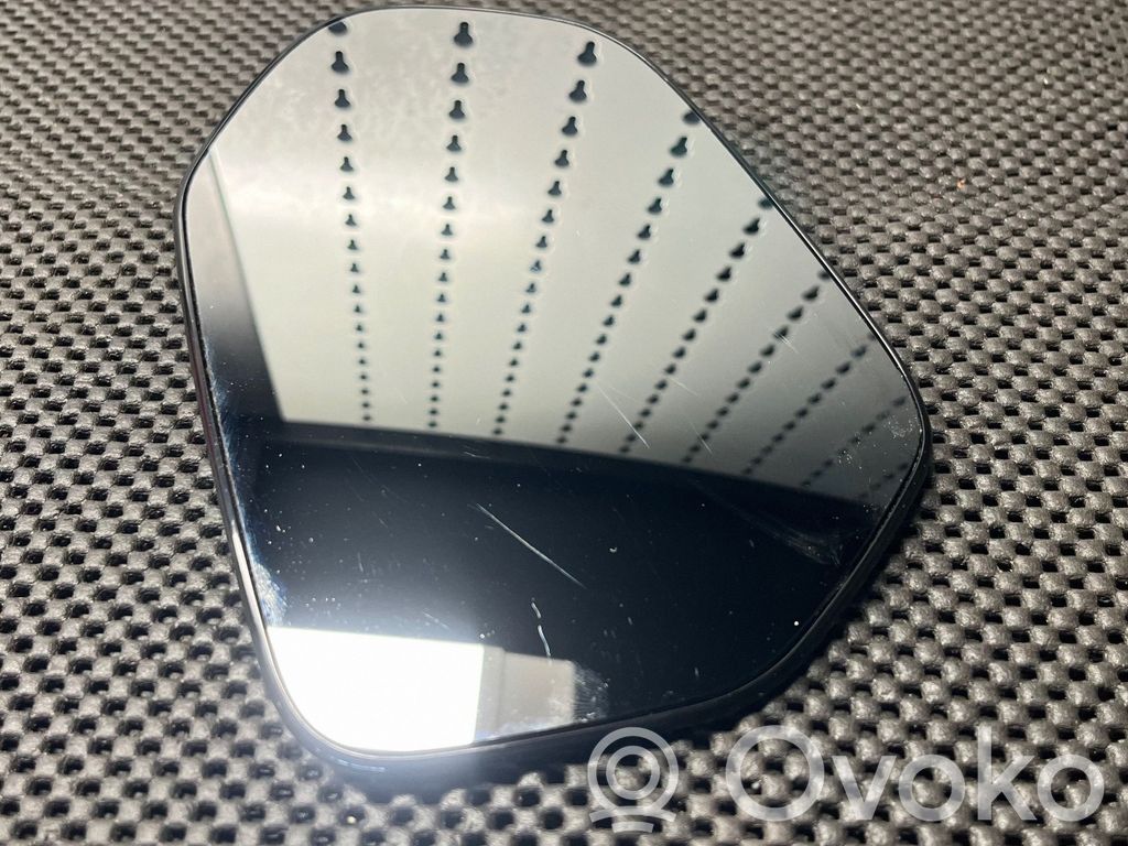 Toyota Yaris Cross Sticlă oglindă laterală