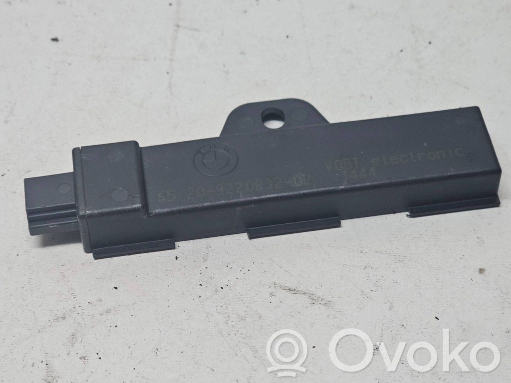 BMW 5 F10 F11 Antenne intérieure accès confort