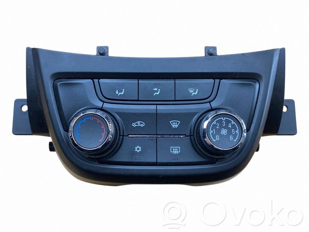 Opel Zafira C Panel klimatyzacji
