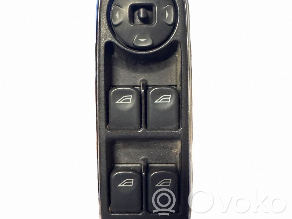 Przyciski szyb   2W9314540BE,37067D30A6