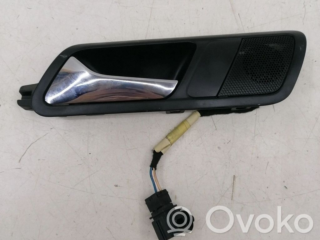 Volkswagen PASSAT B6 Manecilla interna puerta trasera