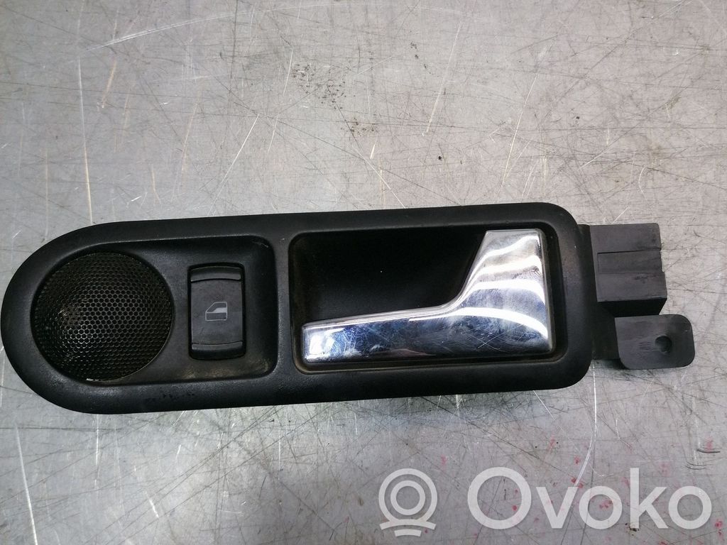 Volkswagen Golf IV Manecilla interna puerta trasera