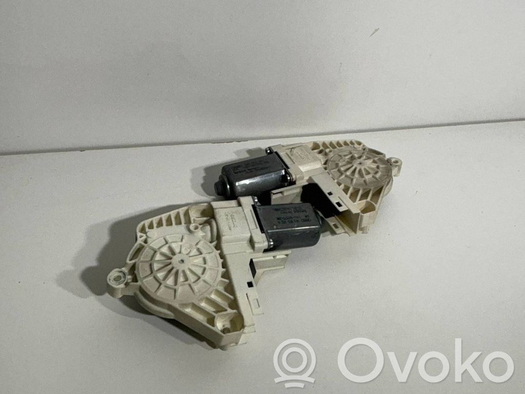 Audi A4 S4 B8 8K Motor del regulador de la ventanilla de la puerta delantera