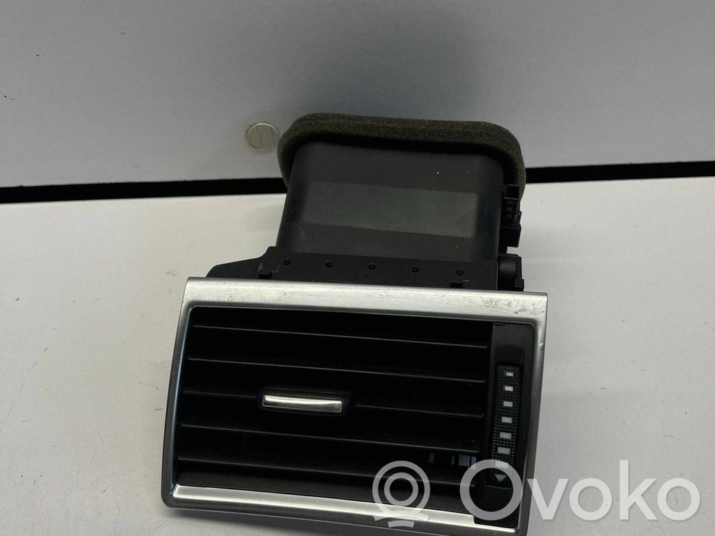 Audi A8 S8 D3 4E Kojelaudan sivutuuletussuuttimen kehys