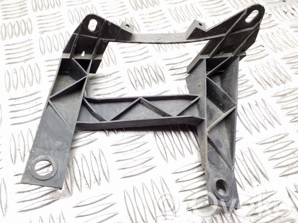 Volkswagen Transporter - Caravelle T5 Support phare frontale
