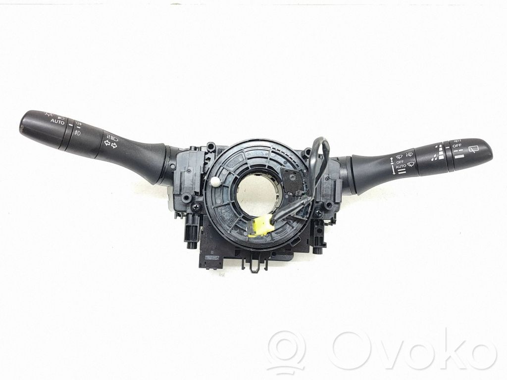 Nissan Qashqai Commodo, commande essuie-glace/phare