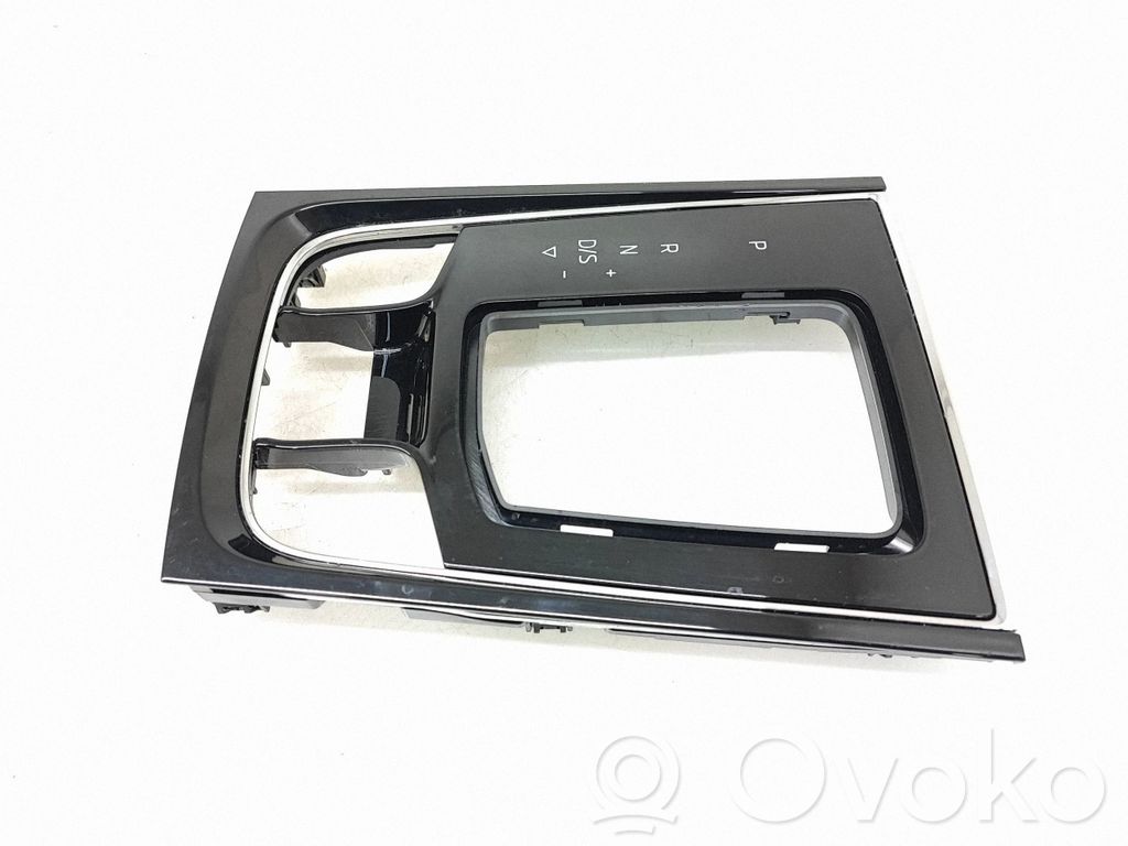 Skoda Kodiaq Rivestimento in plastica cornice della leva del cambio