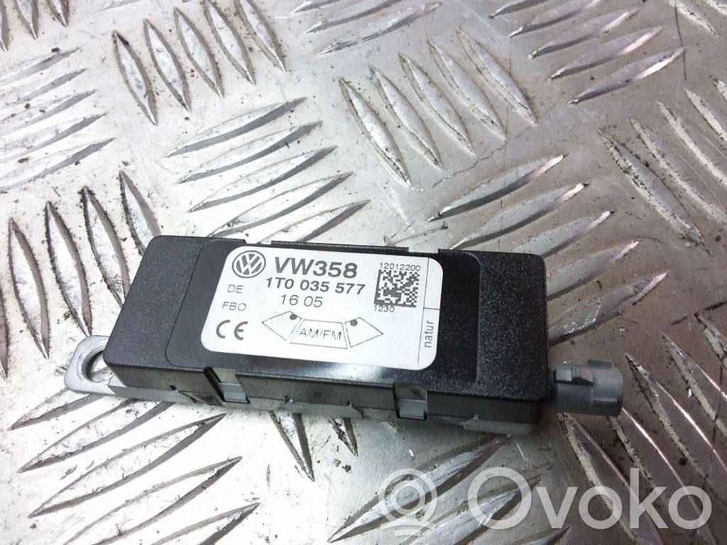 Volkswagen Touran I Amplificatore antenna