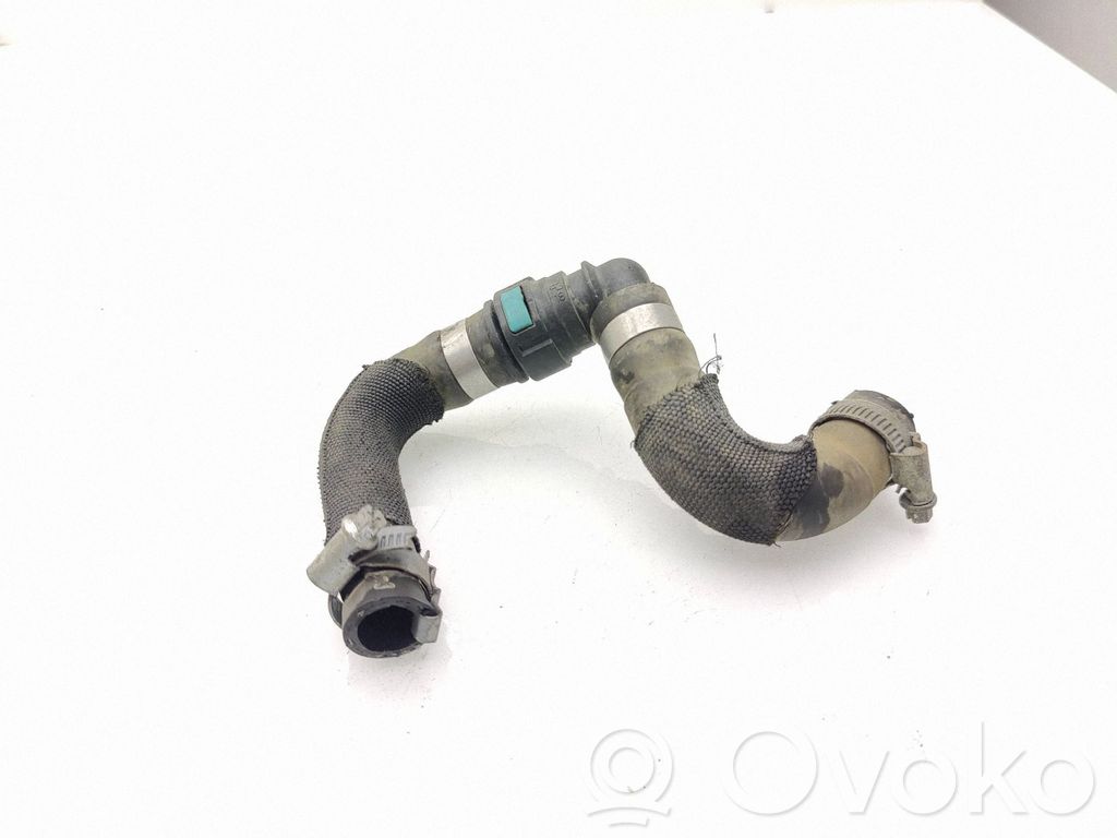 Volvo V60 Engine coolant pipe/hose 