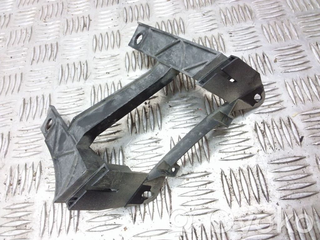 Volkswagen Transporter - Caravelle T5 Support phare frontale