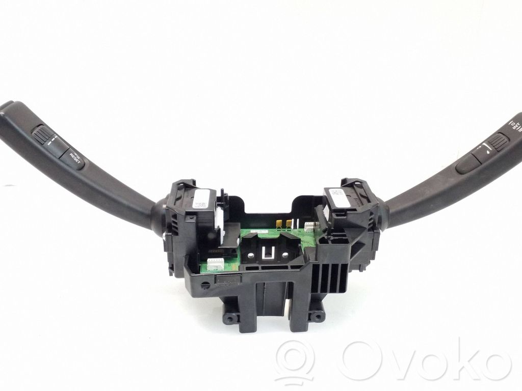 Volvo XC60 Leva/interruttore dell’indicatore di direzione e tergicristallo