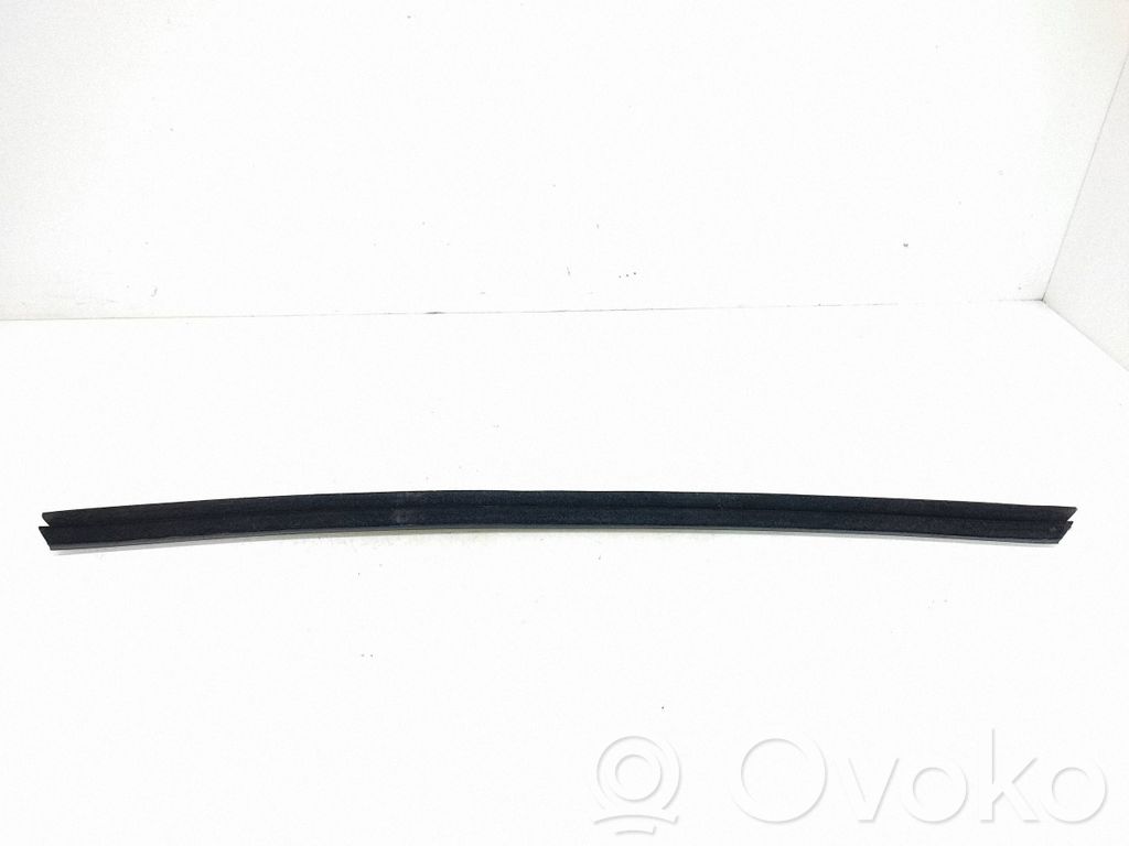 Audi A4 S4 B9 Joint / vitre de porte arrière 