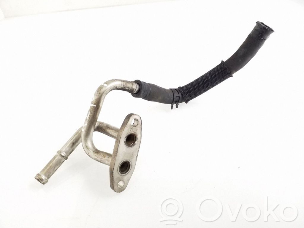 Toyota Avensis Verso Conductă/furtun lichid de răcire 
