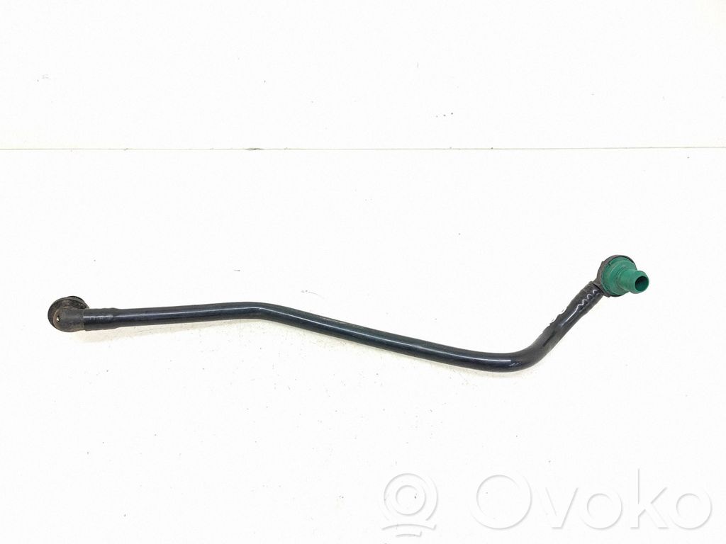 Audi A4 S4 B8 8K Tuyau sous vide