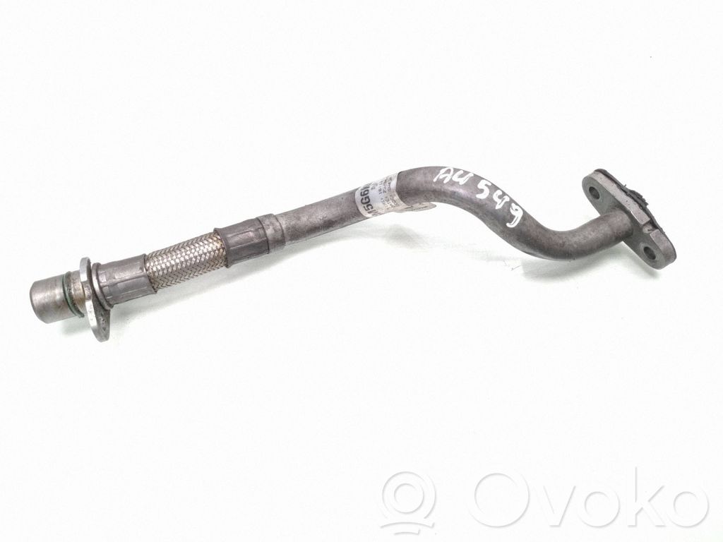 Ford Focus Tubo flessibile del liquido di raffreddamento del motore