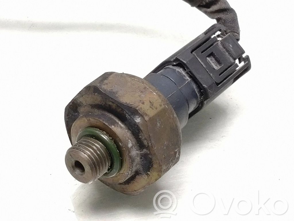 BMW 5 E60 E61 Air conditioning (A/C) pressure sensor 