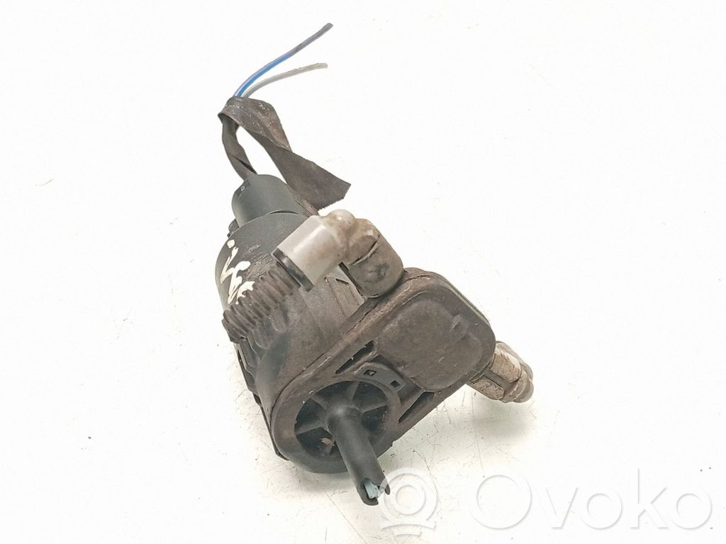 Opel Astra J Pompa lavavetri parabrezza/vetro frontale