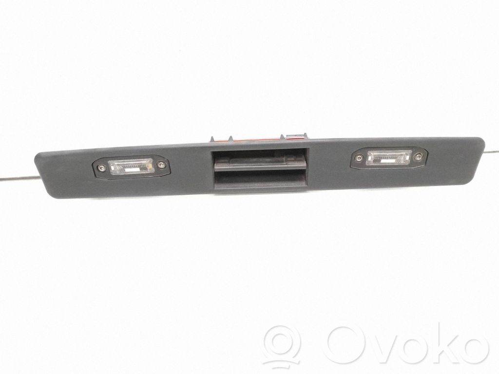 Volvo V70 Barra de luz de la matrícula/placa de la puerta del maletero 