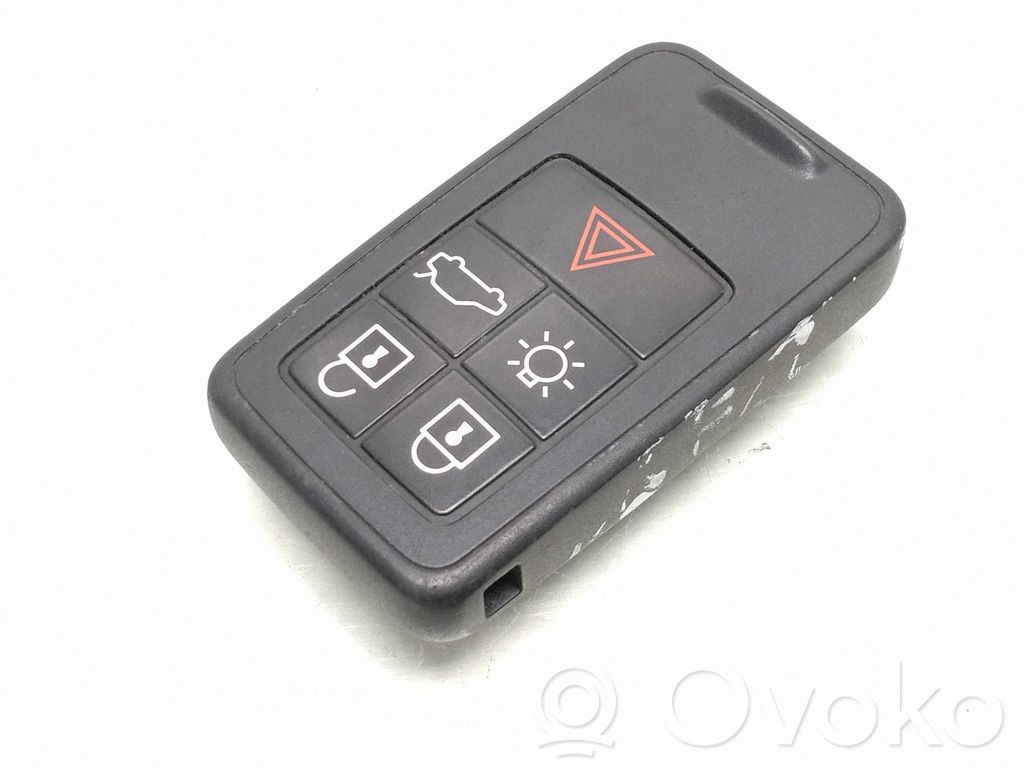 Volvo V40 Virta-avain/kortti 