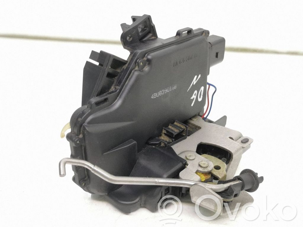 Audi A6 S6 C5 4B Serratura portiera posteriore