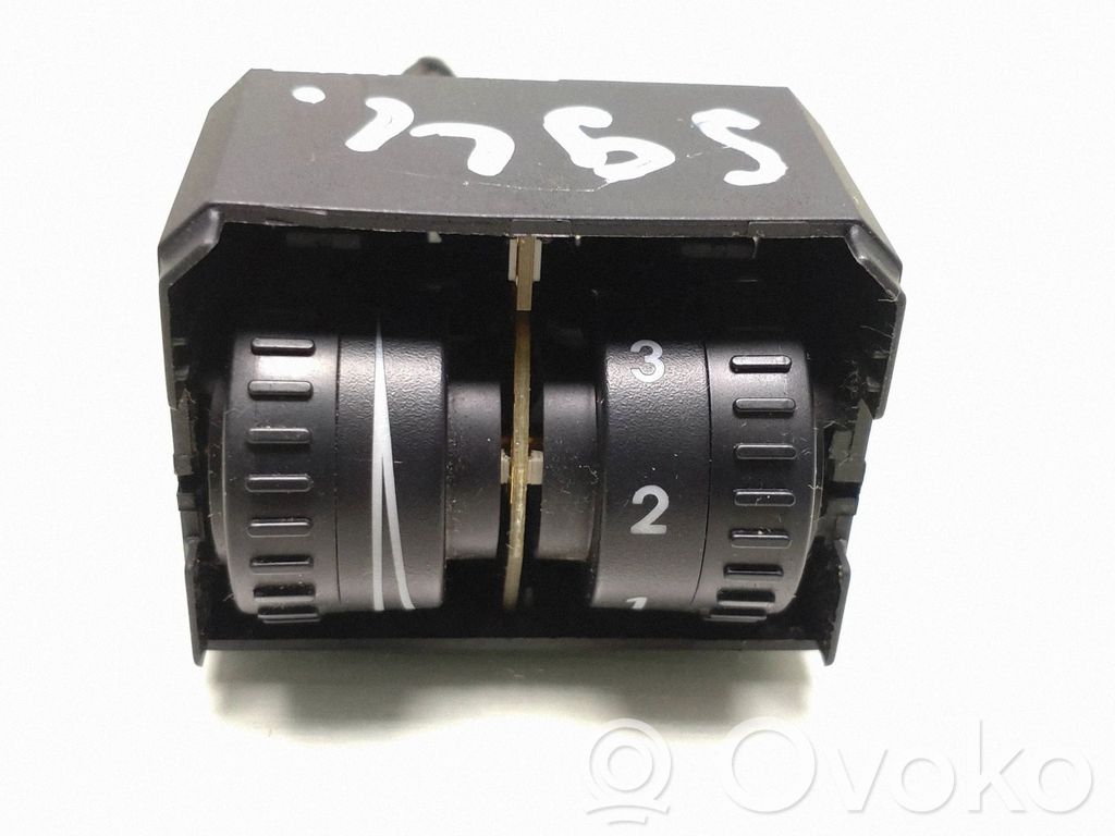 Volkswagen Touran I Comutator control nivel faruri 