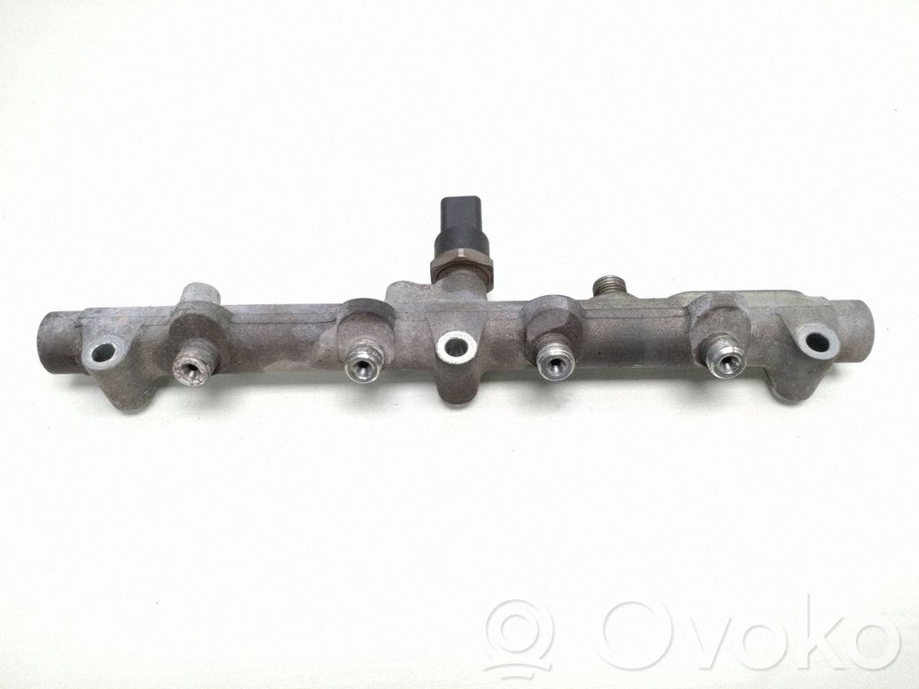 Suzuki Grand Vitara II Polttoainepääputki