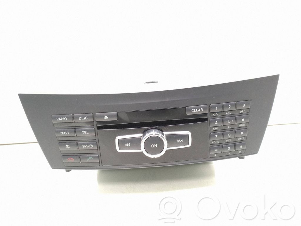 Mercedes-Benz C W204 Panel / Radioodtwarzacz CD/DVD/GPS
