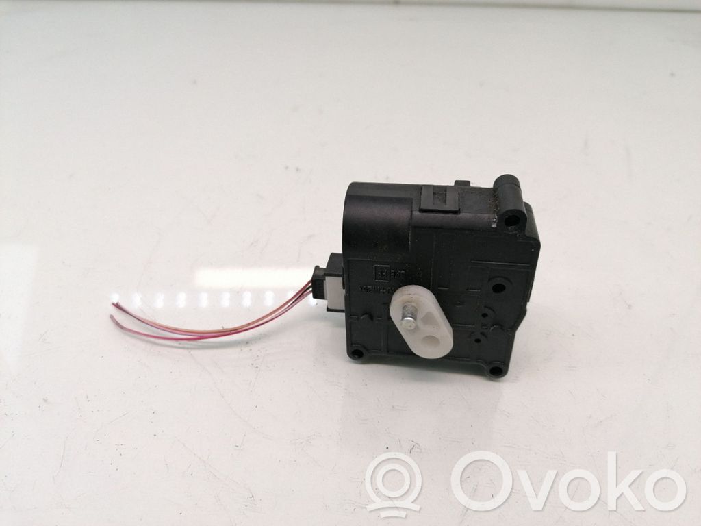 Toyota Avensis T250 Motorino attuatore aria