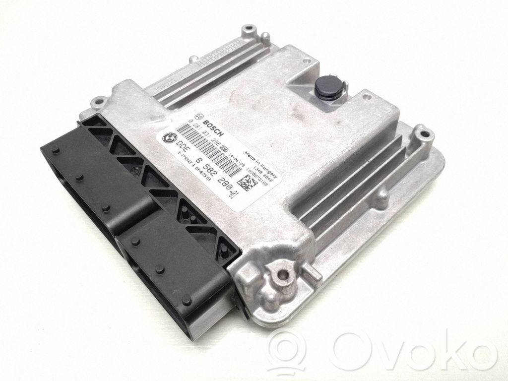 BMW 1 F20 F21 Variklio valdymo blokas 