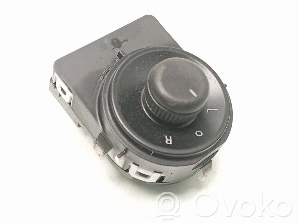 Opel Astra J Bouton de commutateur rétroviseur latéral