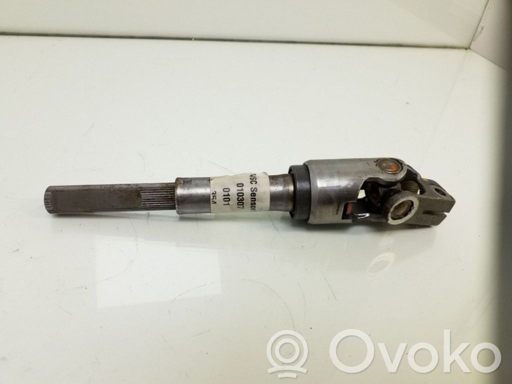 Toyota Avensis T250 Joint de cardan colonne de direction
