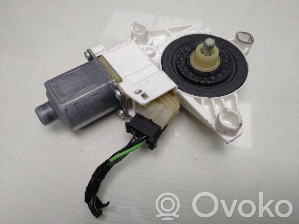 Mercedes-Benz C W204 Moteur de lève-vitre de porte avant