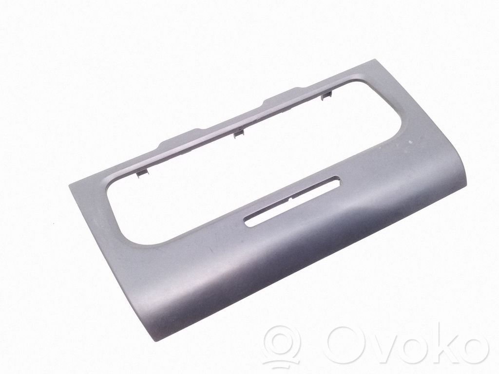 Volkswagen Golf VI Rămă unitate control climatizare 