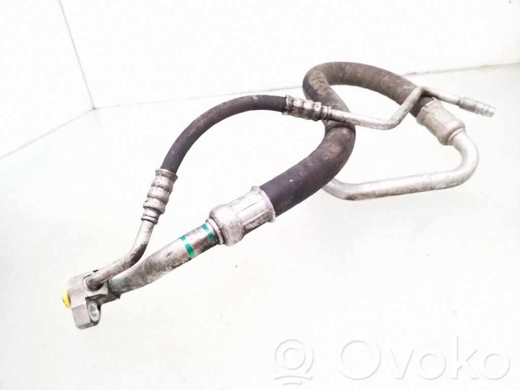 BMW 1 E81 E87 Wąż / Przewód klimatyzacji A/C