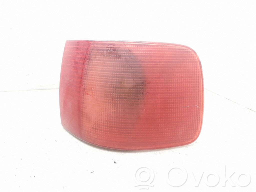 Audi 100 S4 C4 Lampa tylna