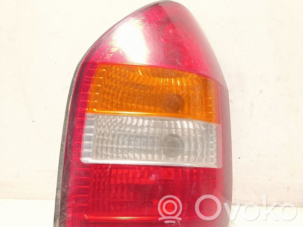 Opel Zafira A Luci posteriori