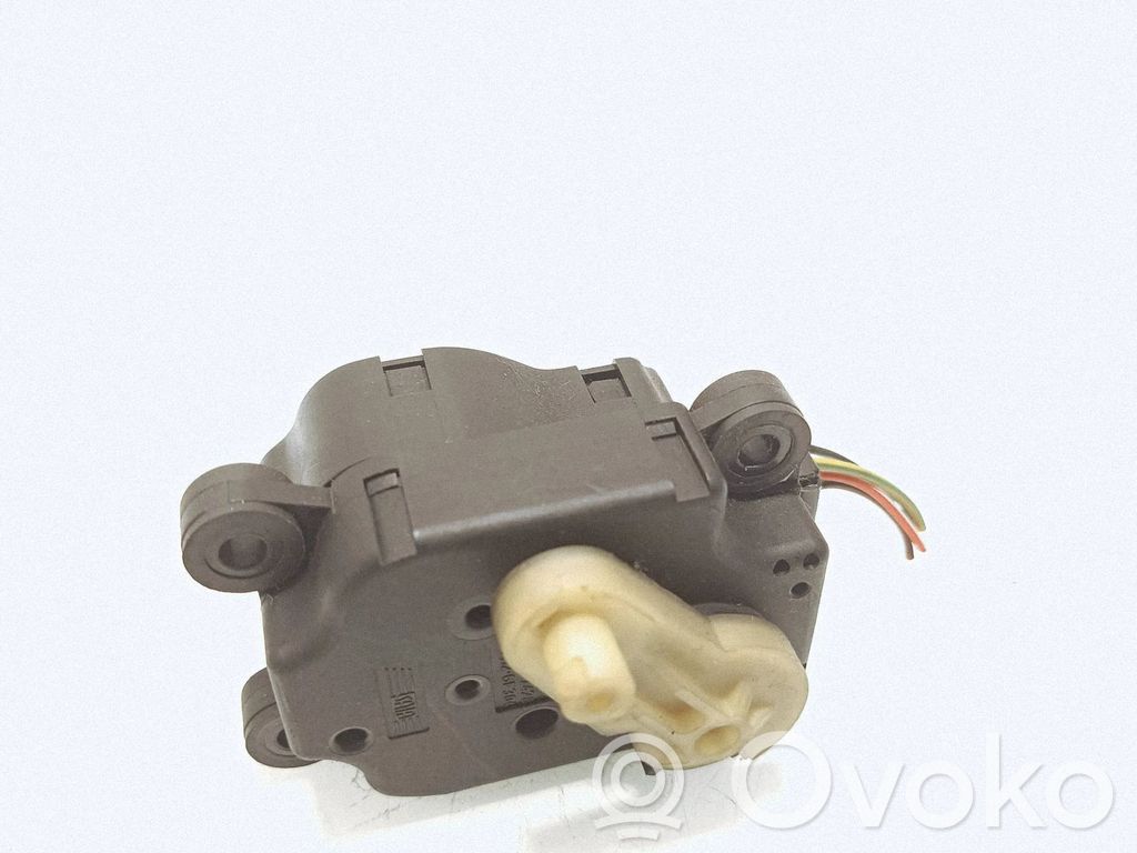 Opel Signum Moteur / actionneur de volet de climatisation