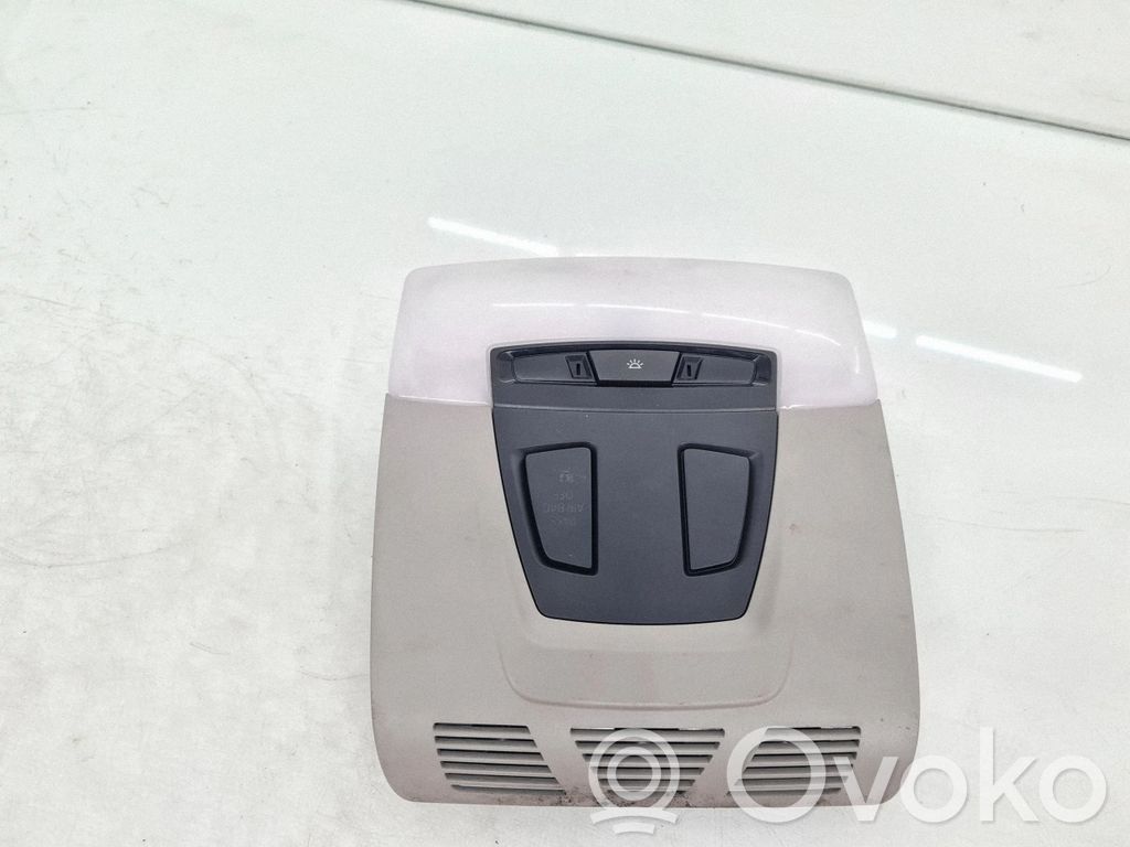 BMW 1 F20 F21 Światło fotela przedniego