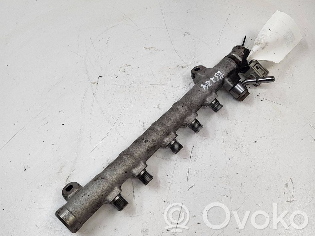 Volvo V60 Rampă alimentare injectoare 