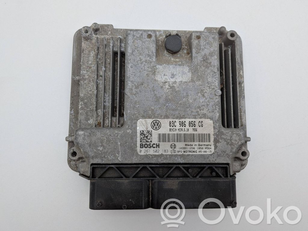 Volkswagen Golf V Moottorin ohjainlaite/moduuli 