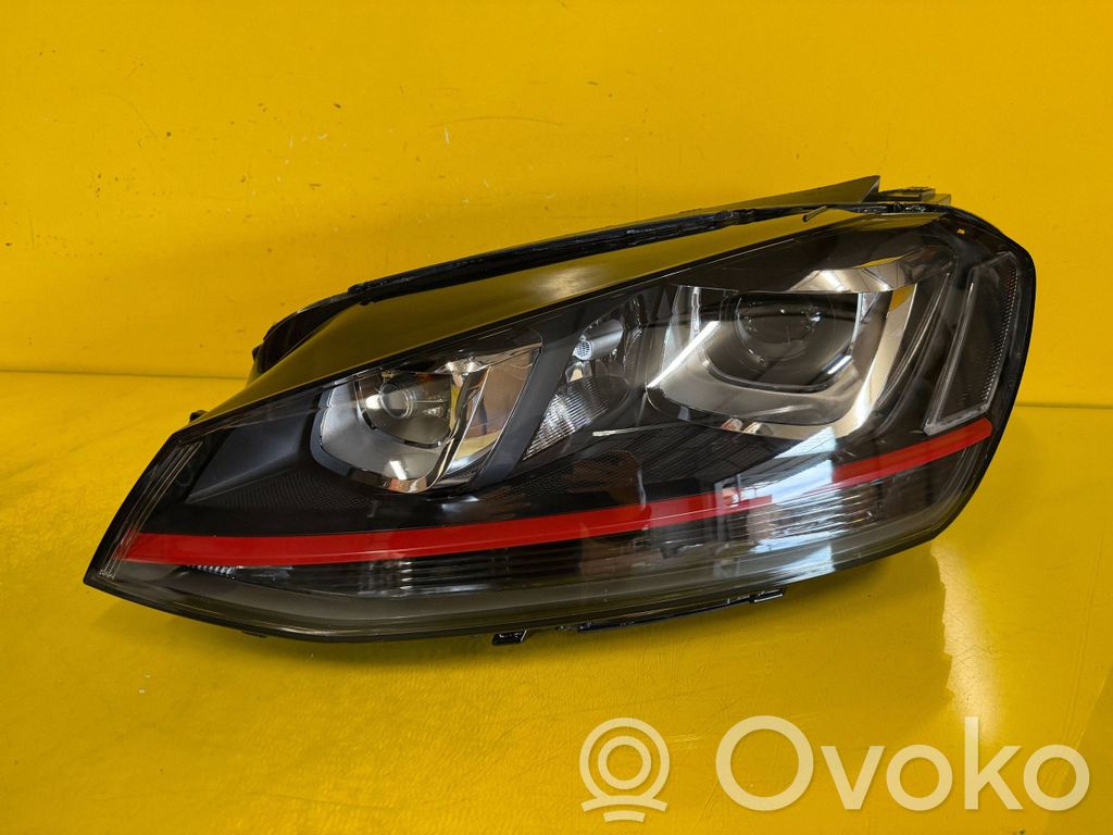 Volkswagen Golf VII Scheinwerfer 