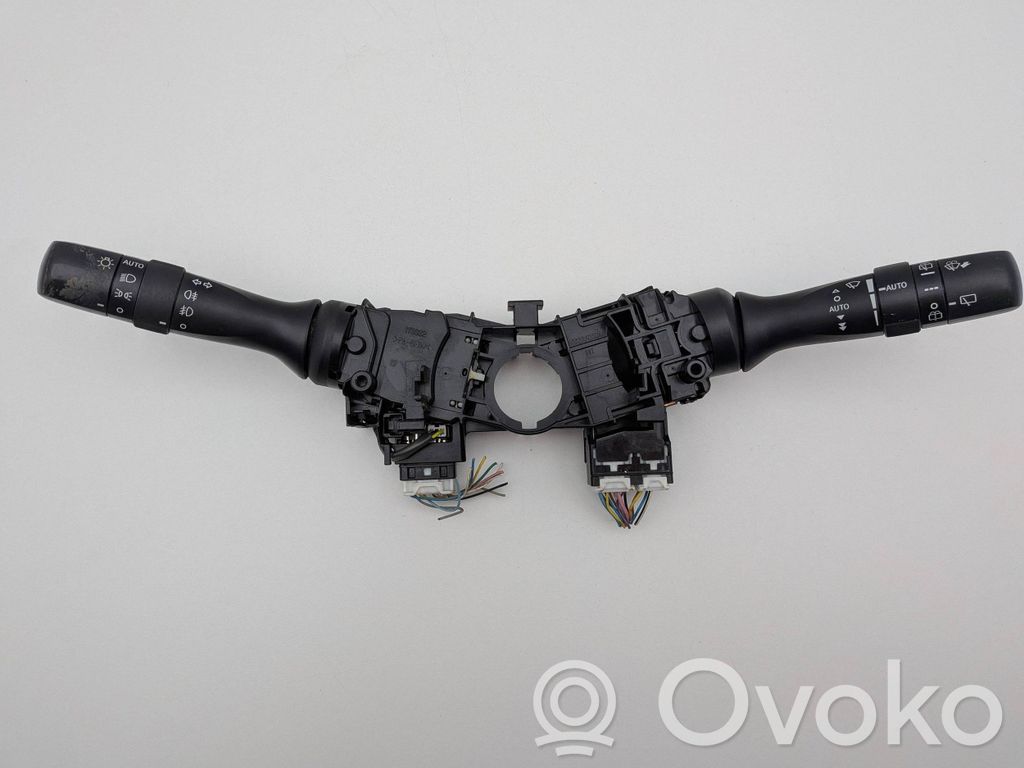 Toyota Verso Commodo, commande essuie-glace/phare