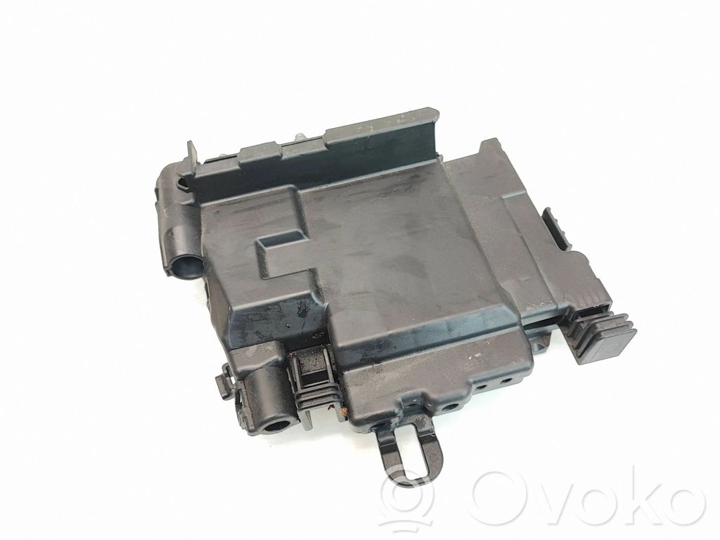 Volvo S60 Fuse module 